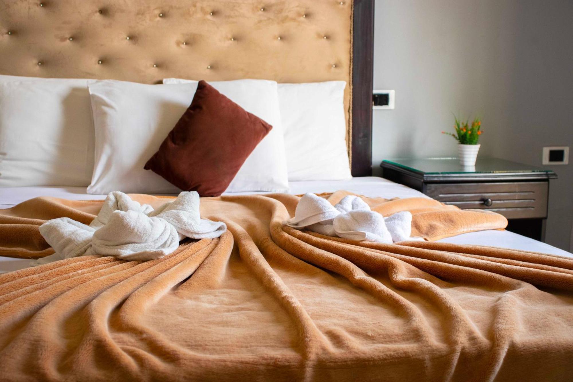 Cairo Paradise Hotel Bagian luar foto