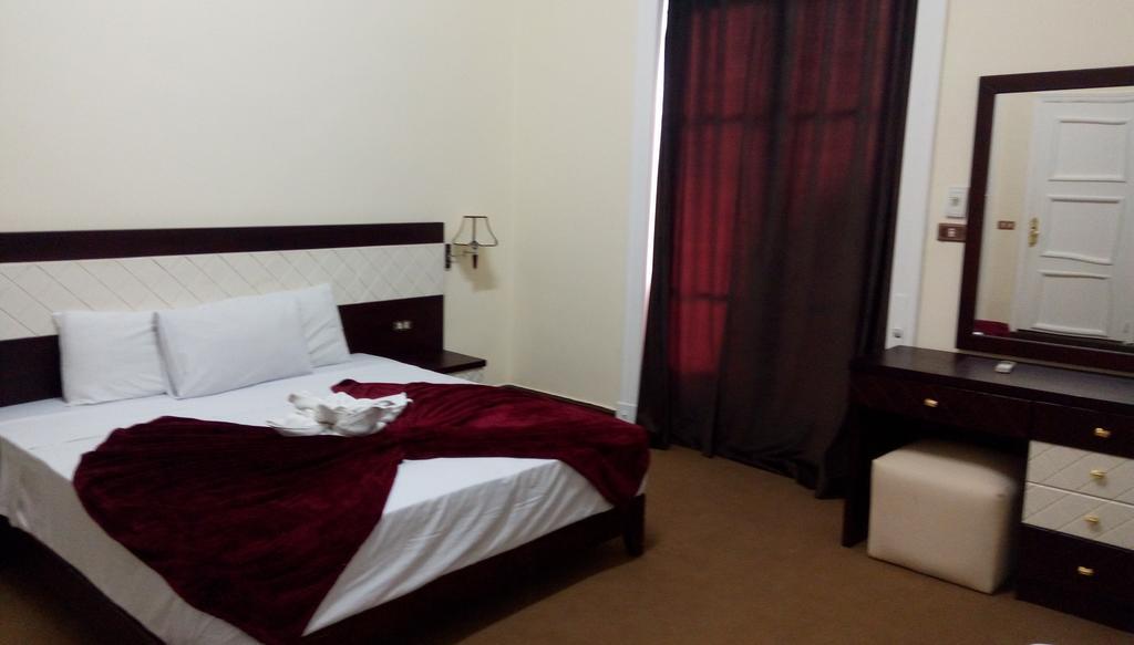 Cairo Paradise Hotel Bagian luar foto